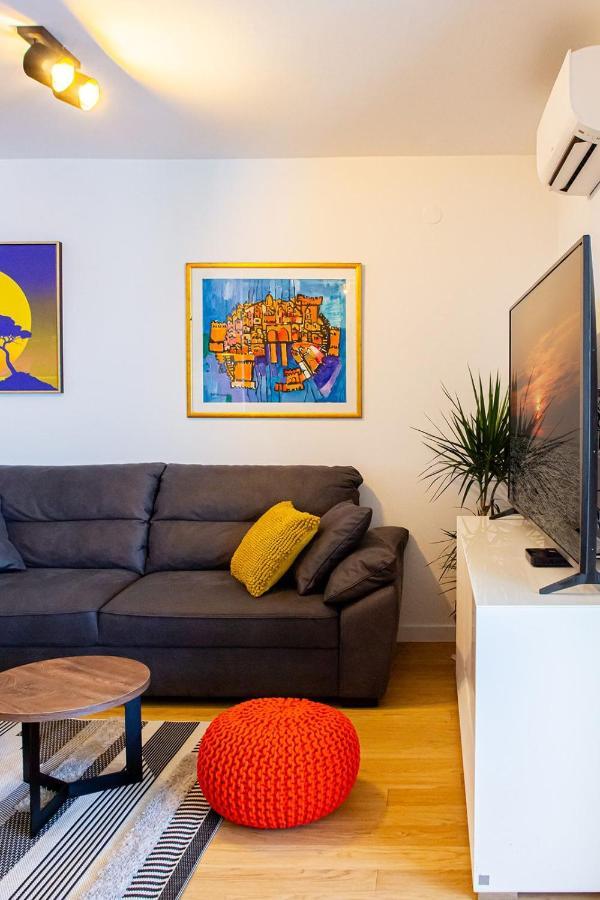 Three Bedroom Apartment With Old Town View - Orlanda'S Apartment Dubrovnik Eksteriør billede