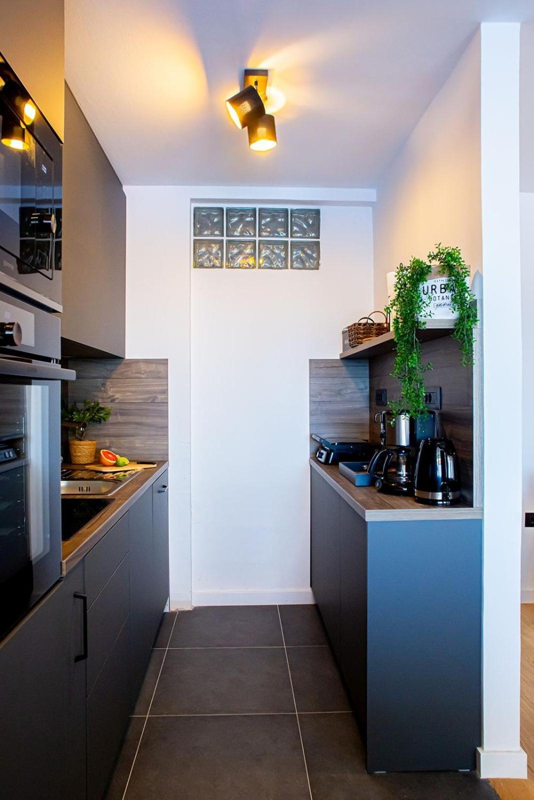 Three Bedroom Apartment With Old Town View - Orlanda'S Apartment Dubrovnik Eksteriør billede