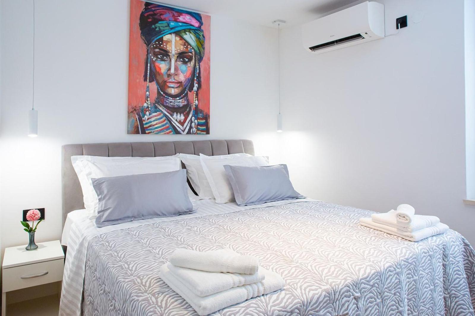 Three Bedroom Apartment With Old Town View - Orlanda'S Apartment Dubrovnik Eksteriør billede
