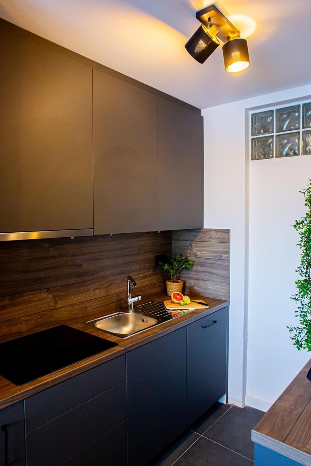 Three Bedroom Apartment With Old Town View - Orlanda'S Apartment Dubrovnik Eksteriør billede